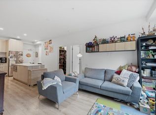 741 Anskar Ct #214, Coquitlam, BC V3J4J2