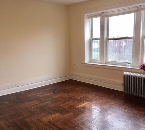 3rd image of 285 Lincoln Ave APT 31