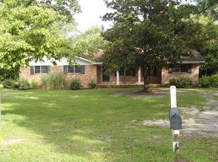 900 Bonnie Cir, Moultrie, GA 31768