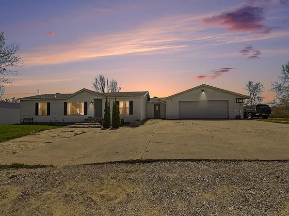 1734 Arthur St, Marne, MI 49435