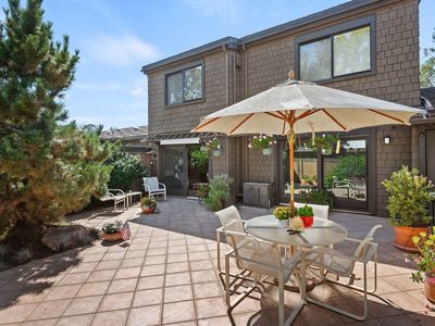 725 Avenida Pequena, Santa Barbara, CA, 93111