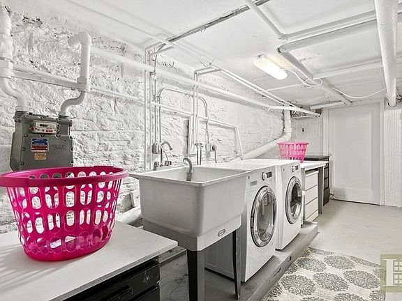 4th image of 123 W 78th St APT 4
