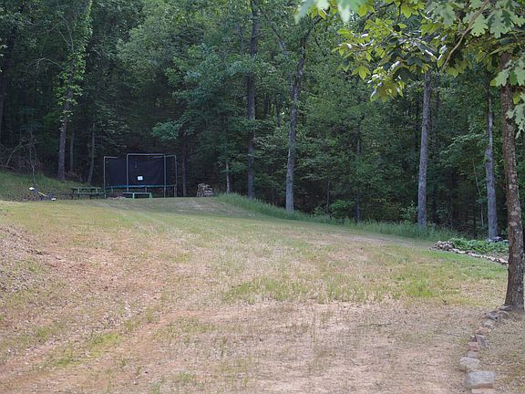 5th image of 116 Hillside Dr