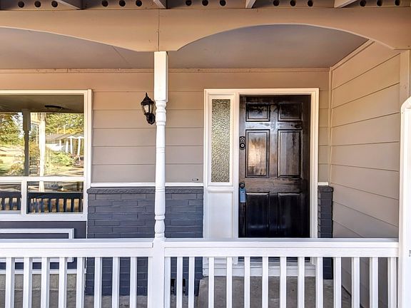 2nd image of 4724 118th St NE