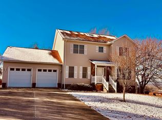 1032 Imperial Dr, Morgantown, WV 26508