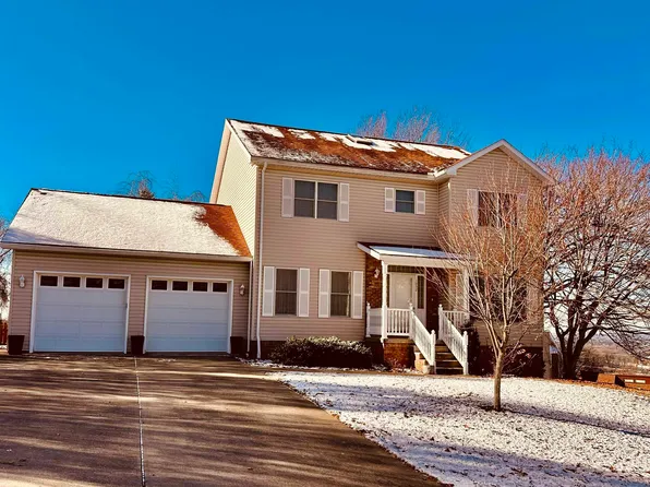 1032 Imperial Dr, Morgantown, WV 26508