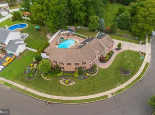 4408 N Woodland Dr, Bensalem, PA 19020