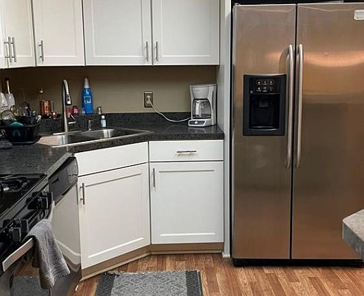3rd image of 6730 Vernon Ave #402