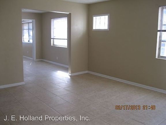 5th image of 6521 Shady Oak Dr