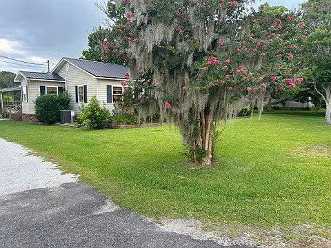 1221 Longpoint Rd