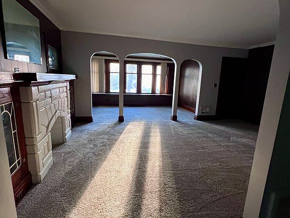 4th image of 105 Ontario St #1