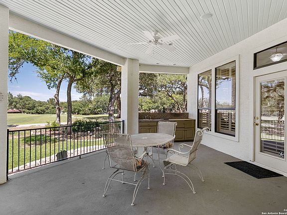 3rd image of 29738 Fairway Vista Dr