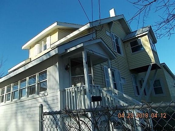 5th image of 11 Cortland St