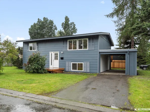 1710 Valarian St, Anchorage, AK 99508