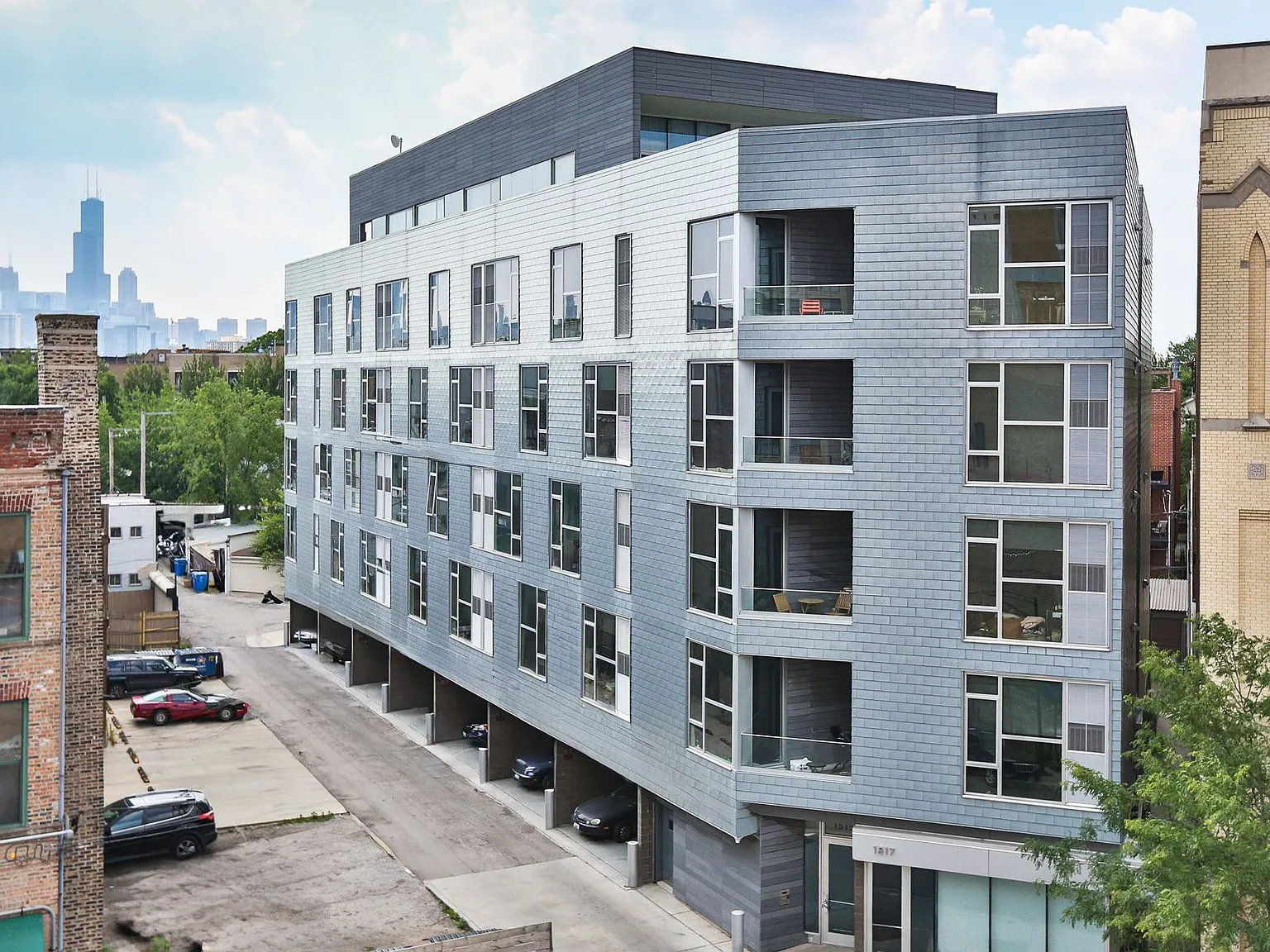 Wicker Park Lofts- 1515 W. Haddon Ave — Photo 1