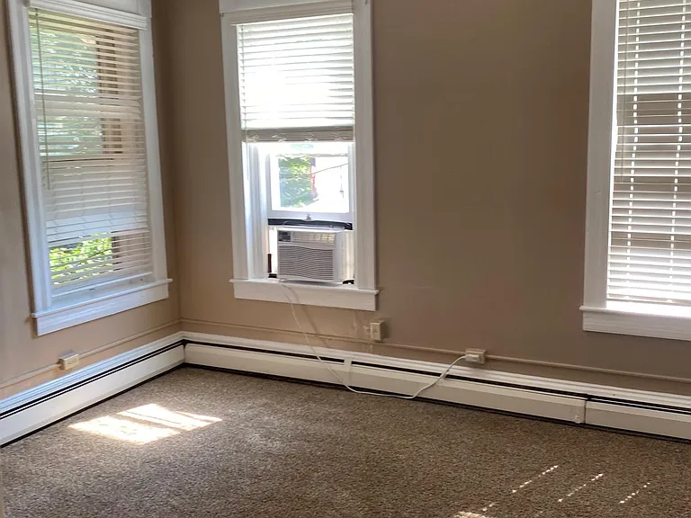 168 S Maple Ave #2 — Photo 8