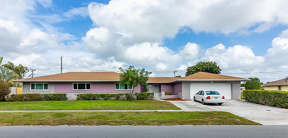 1st image of 337 S Sequoia Dr