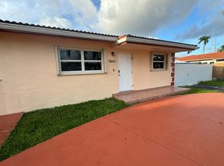 7845 SW 5th St #1, Miami, FL 33144