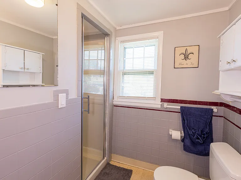 30 Florence Ave — Photo 29