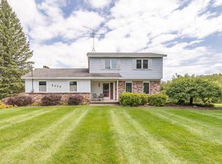 8050 Kraft Ave SE, Caledonia, MI 49316