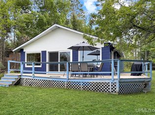 2130 S Lake Helen Rd, Republic, MI 49814