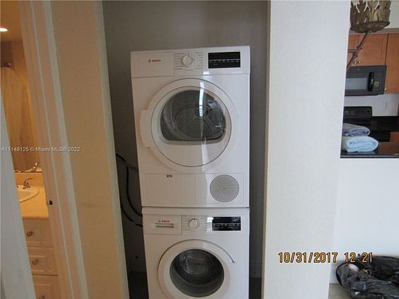 4th image of 10350 W Bay Harbor Dr APT 4F