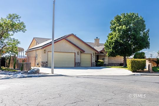 3rd image of 424 Lorene Ct