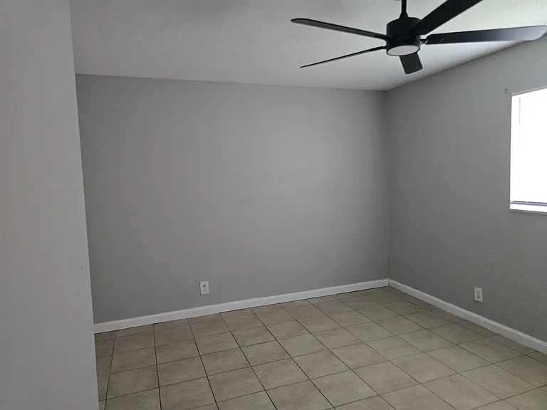 1309 Silver Beach Rd #1 — Photo 10