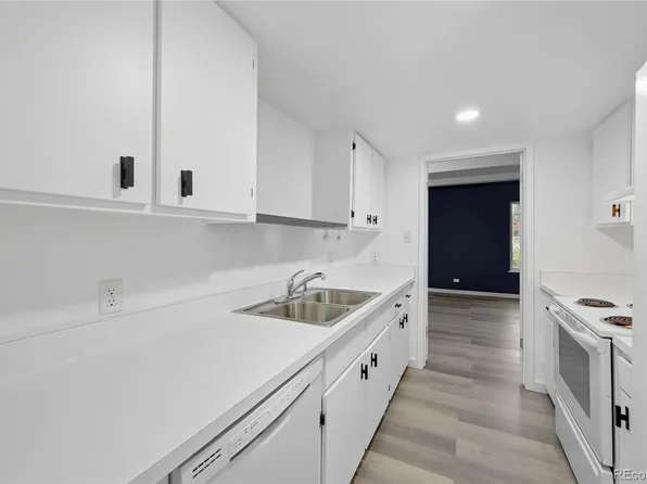 9700 E Iliff Avenue #B14, Denver, CO 80231
