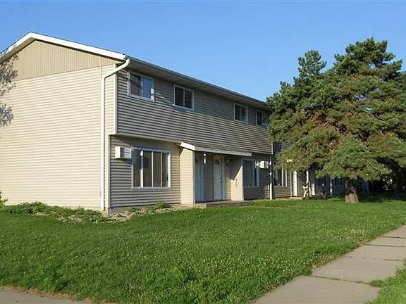3rd image of 3601 S Larch Ave #3603