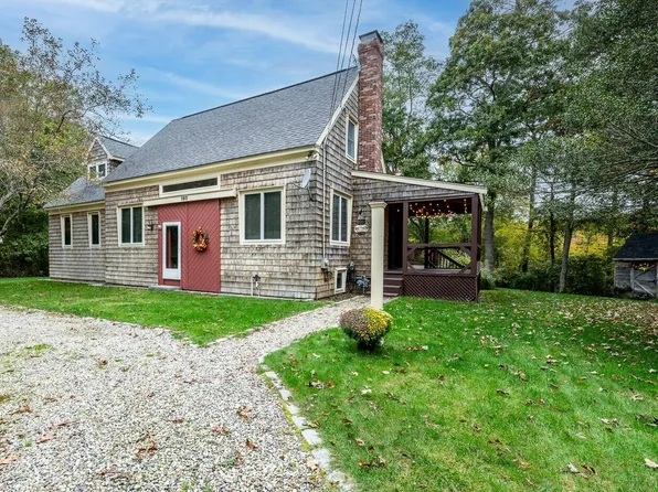 180 School Street, Marstons Mills, MA 02648