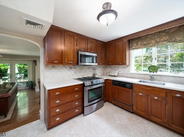 40 Boulevard, Glen Rock Boro, NJ 07452