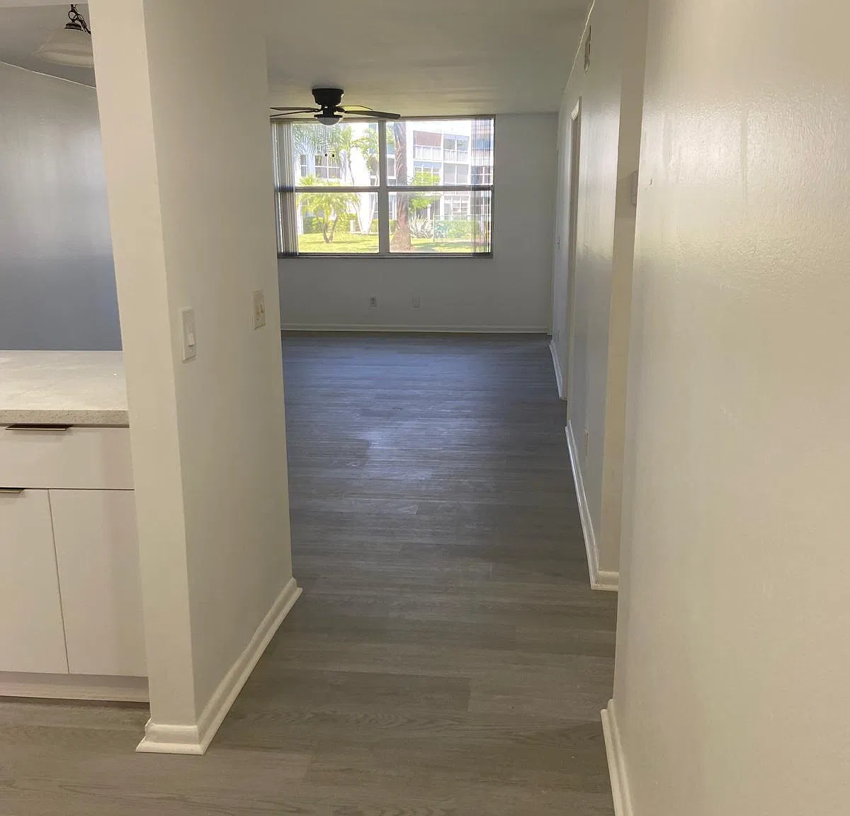 2 bed, 2.0 bath, 970 sqft, $2,300 — Photo 4
