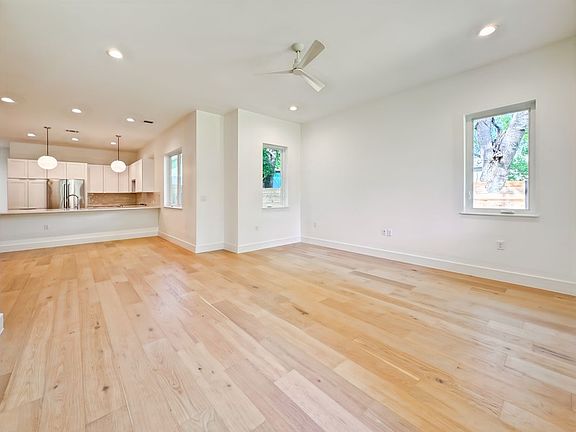 3rd image of 3614 Abbate Cir #A