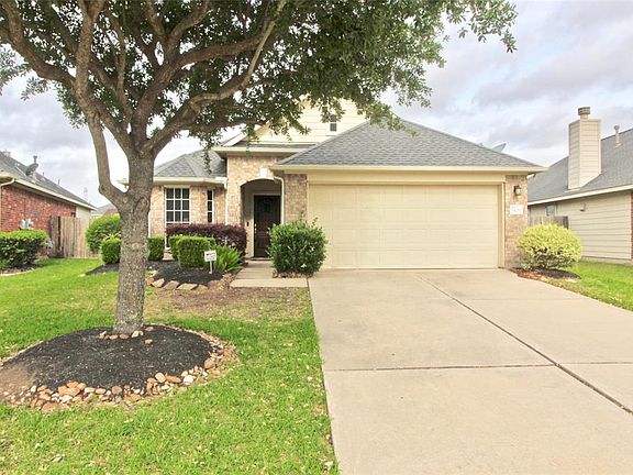 2nd image of 19226 Mustang Pointe Ln