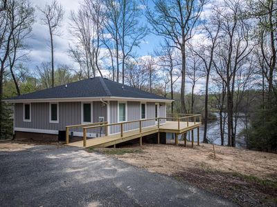 2044 N Independence Dr, Montross, VA, 22520
