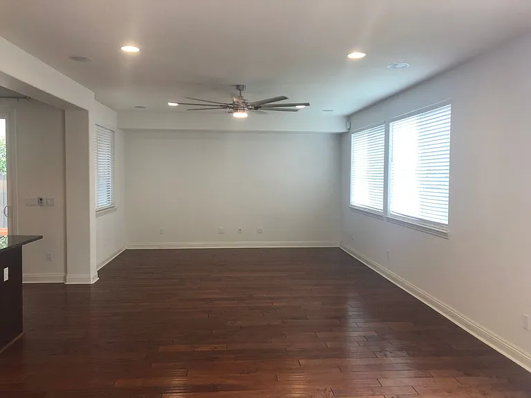 3651 Rosecrest Cir — Photo 5