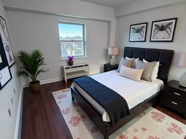 945 Coney Island Avenue image 4 of 8