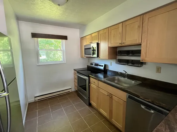 208 Homestead Ave, Oxford, OH 45056