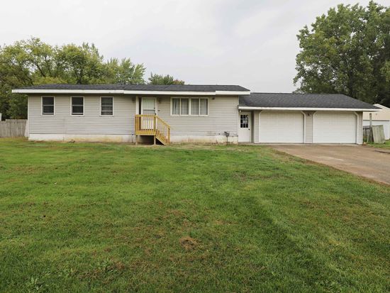 10432 W Wilson Rd, Montrose, MI 48457
