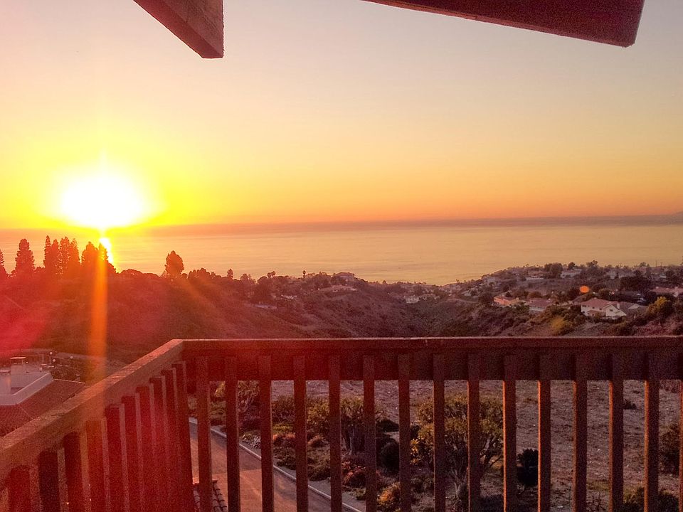 2nd image of 6542 Ocean Crest Dr APT D312