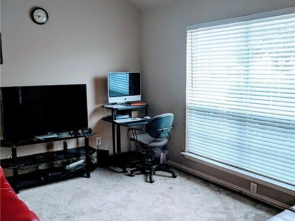 4th image of 4130 Baccarat Dr
