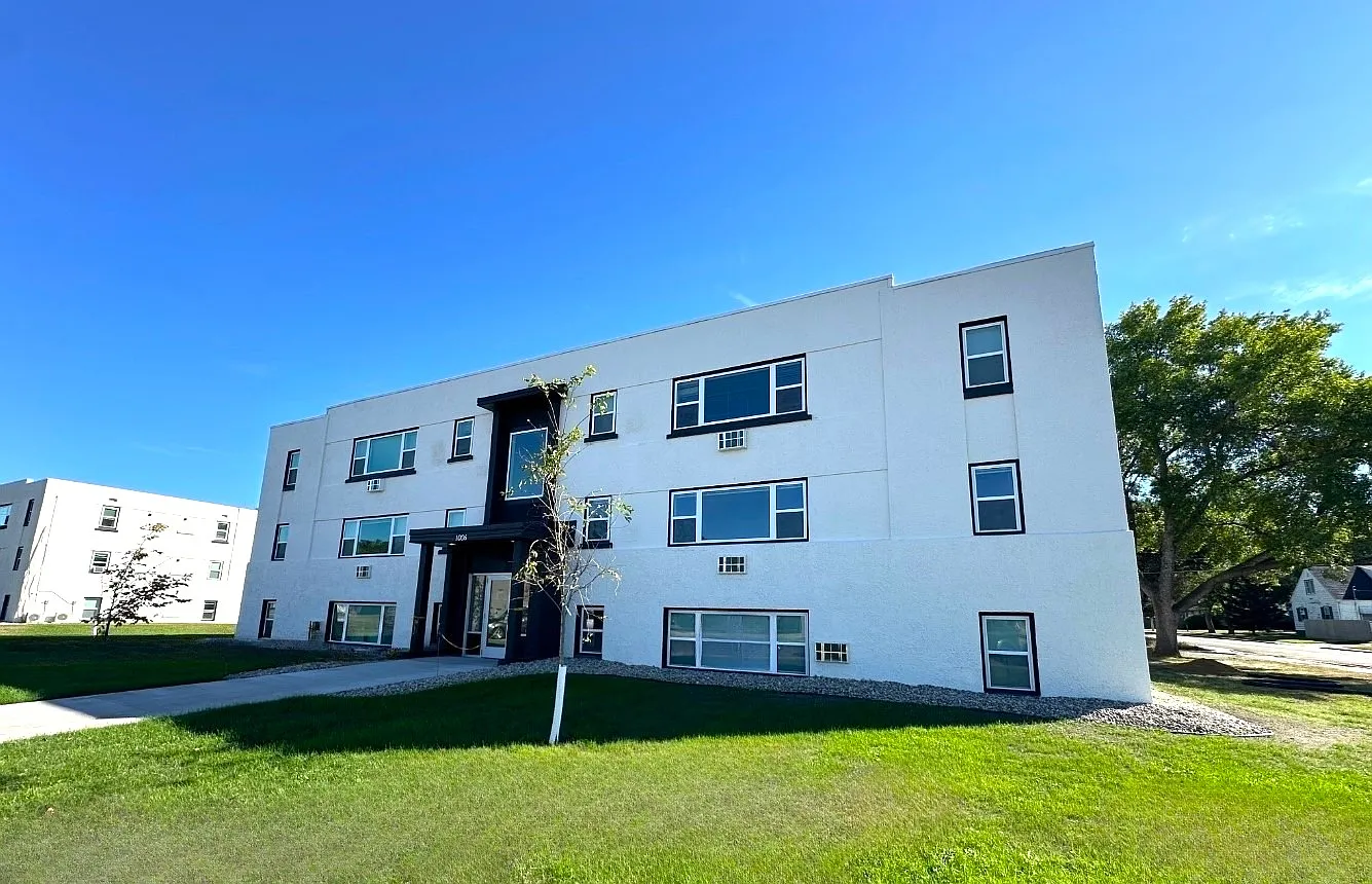 1007 N 2nd St (4J) - 12 Plex - 4 — Photo 1