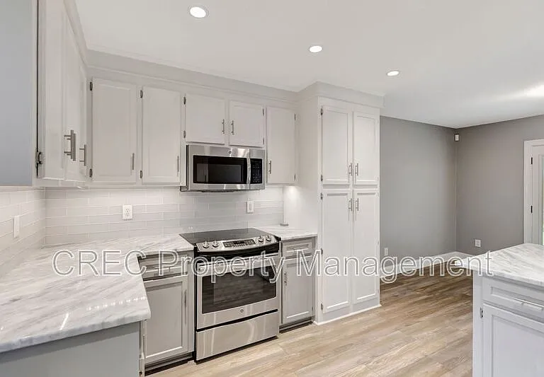 115 Tattingstone Way — Photo 12