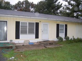 1183 Runway Dr, Hendersonville, NC 28792