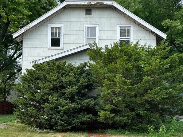 127 Edna Ave, Neenah, WI 54956