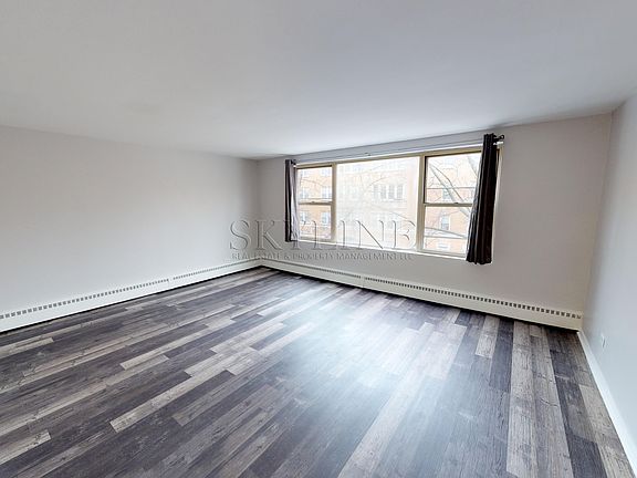 2nd image of 6833 N Oakley Ave APT 2B