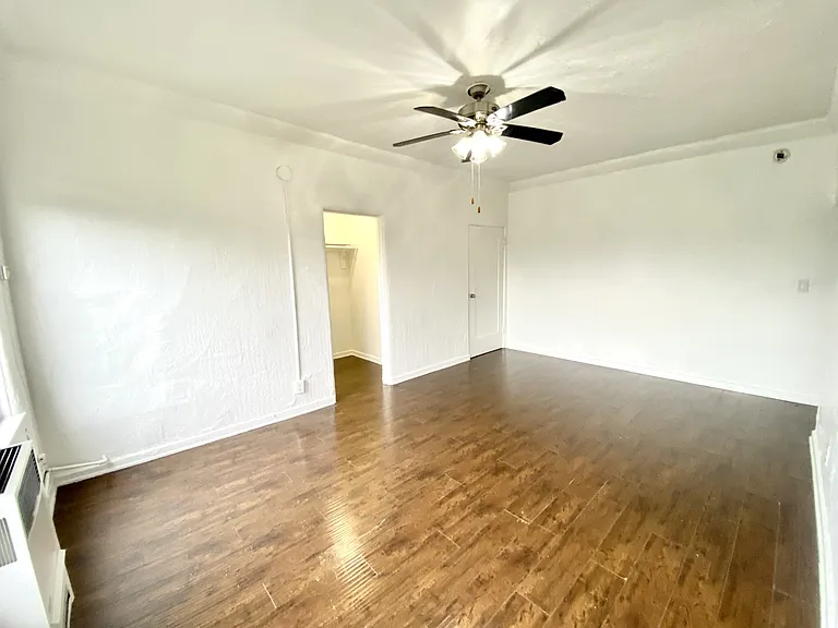 Fernwood Lofts — Photo 7