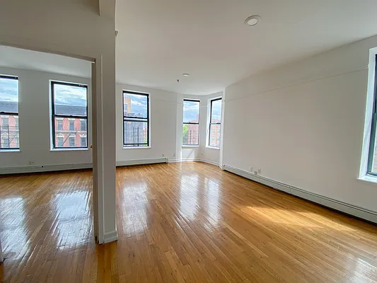 Rented by MAPT Residential LLC | media 5