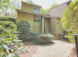 4 Pinnacle Rd, Durham, NC 27705